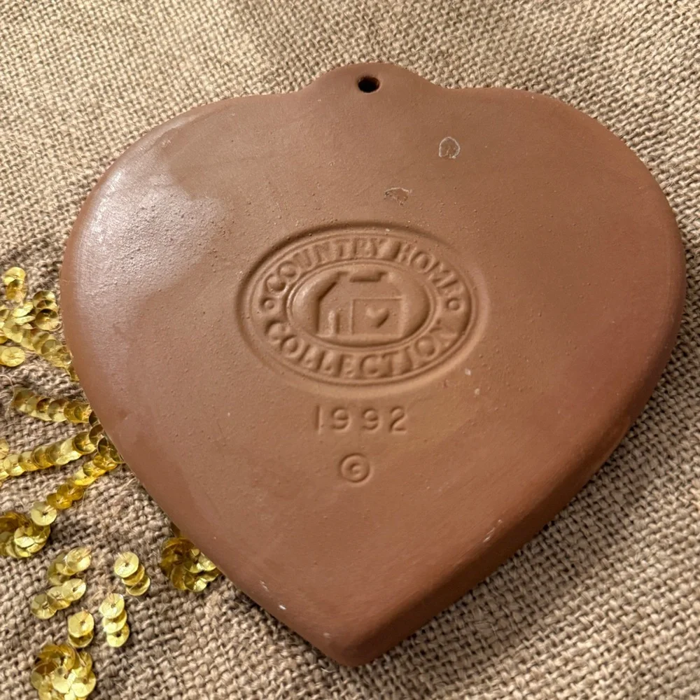 Country Home Collections Heart Cookie Mold 1992 Brown Heart within a HEART